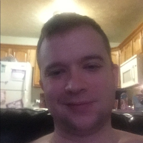 Meet your Posher, Chris - Picture 1 of 1